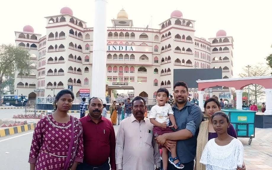Family at Wagah Border, Amritsar